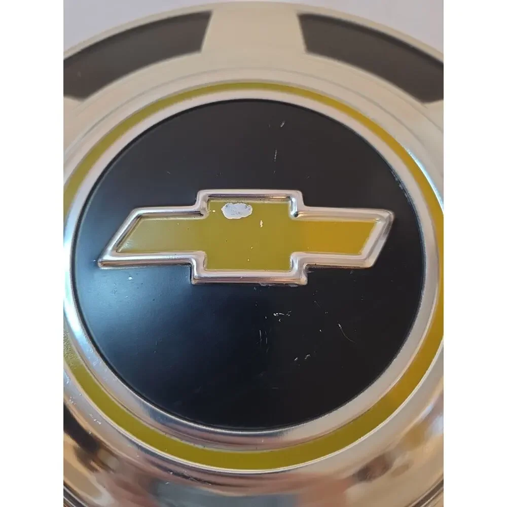 Chevrolet 2500 Dog Dish Cap Gold Bow Tie 3/4 Ton